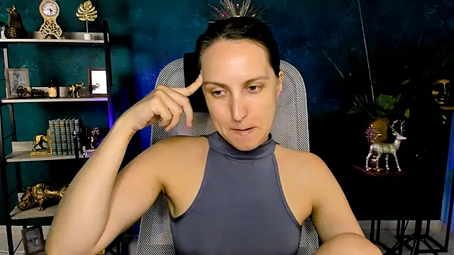 ErinWise online show from August 9, 8:30 am