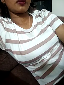 avii5 online show from July 26, 9:54 pm