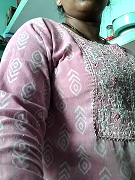 Noor  Malika- online show from July 4, 3:56 am