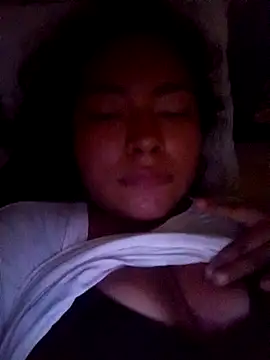 Snapshot of Lilith_Moon3 chatting on July 19, 9:18 pm Lilith Moon3 online show from July 19, 9:18 pm
