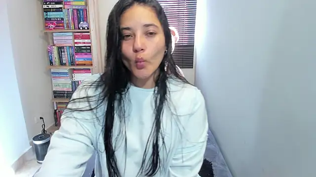 foxwen online show from July 16, 1:39 pm