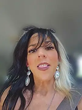 lil jiggly online show from July 21, 8:33 pm