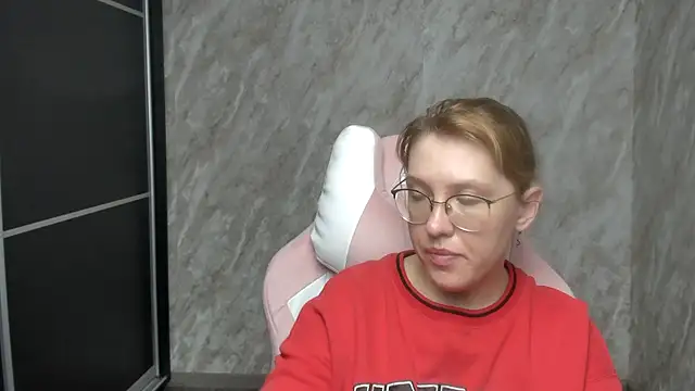 Reginasmilee online show from March 5, 2:57 am