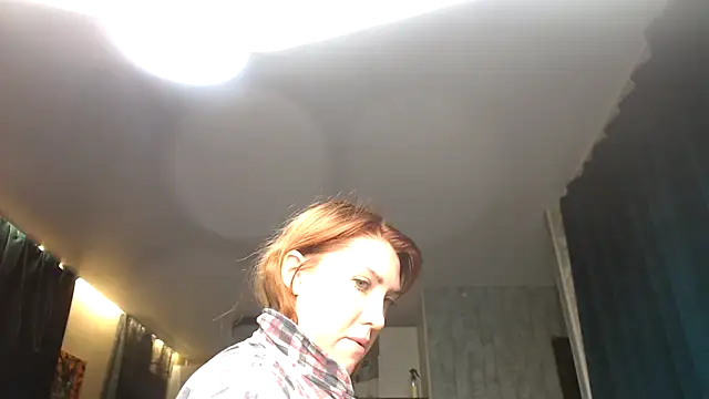 Reginasmilee online show from October 5, 1:26 am