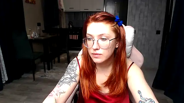 Snapshot of Reginasmilee chatting on March 14, 3:23 am Reginasmilee online show from March 14, 3:23 am