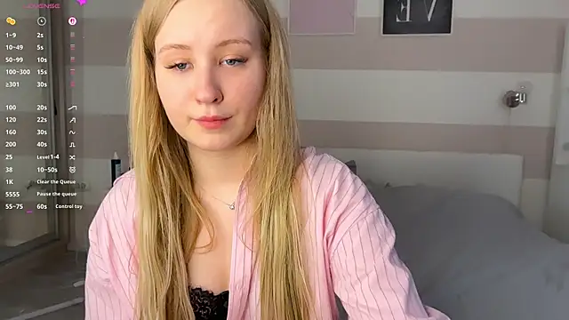 Snapshot of likamedi chatting on July 23, 1:42 pm likamedi online show from July 23, 1:42 pm