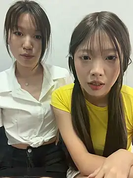 Snapshot of YY-1-1-1 chatting on July 1, 6:48 am YY-1-1-1 online show from July 1, 6:48 am