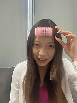Snapshot of YY-1-1-1 chatting on July 21, 6:49 am YY-1-1-1 online show from July 21, 6:49 am