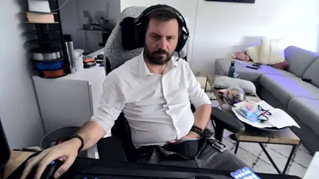pc92160 online show from June 30, 3:35 pm