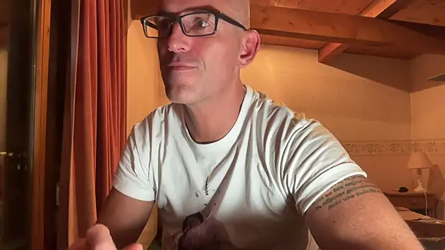 Snapshot of JayDubz999 chatting on July 31, 9:36 pm JayDubz999 online show from July 31, 9:36 pm