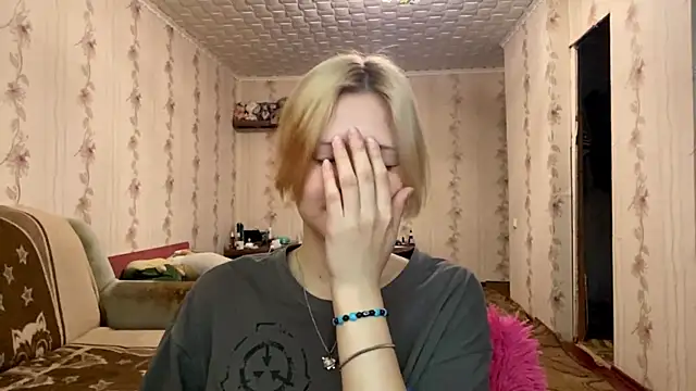 Jeneienal 1 online show from August 3, 3:38 pm