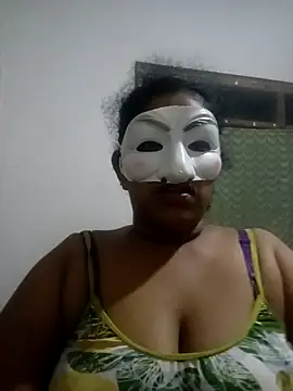 wildtulip0 online show from June 25, 5:28 pm