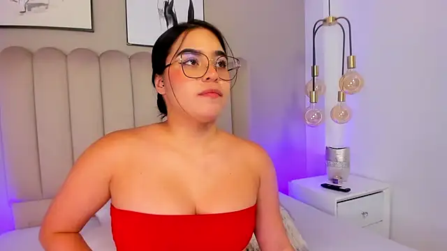 MarahBaker35 online show from July 28, 1:01 am