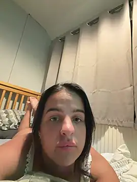 rubylouisess  online show from June 30, 11:17 pm