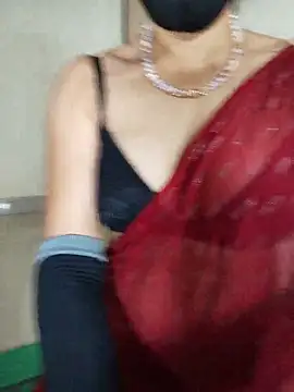 Snapshot of renu9dimple chatting on July 23, 4:43 am renu9dimple online show from July 23, 4:43 am