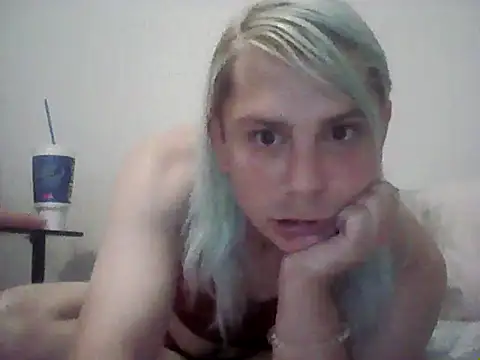 Snapshot of Cutetgirl_34 chatting on July 3, 2:51 am Cutetgirl 34 online show from July 3, 2:51 am