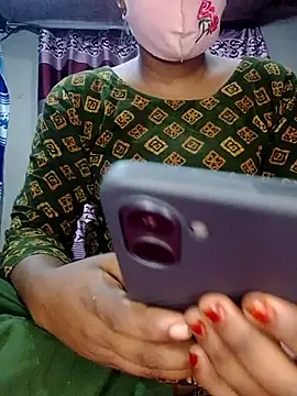 Miss-mahi7 online show from July 18, 5:17 pm
