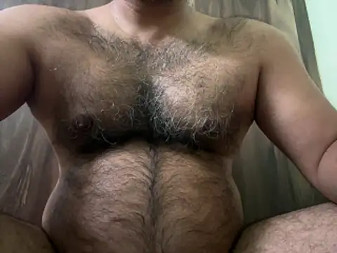 Snapshot of SatBull007 chatting on May 8, 9:58 am SatBull007 online show from May 8, 9:58 am