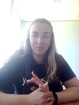 Snapshot of RavennaReyn chatting on July 17, 10:33 am RavennaReyn online show from July 17, 10:33 am