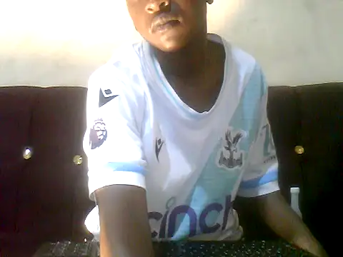 Snapshot of ebony500 chatting on July 4, 12:44 pm ebony500 online show from July 4, 12:44 pm