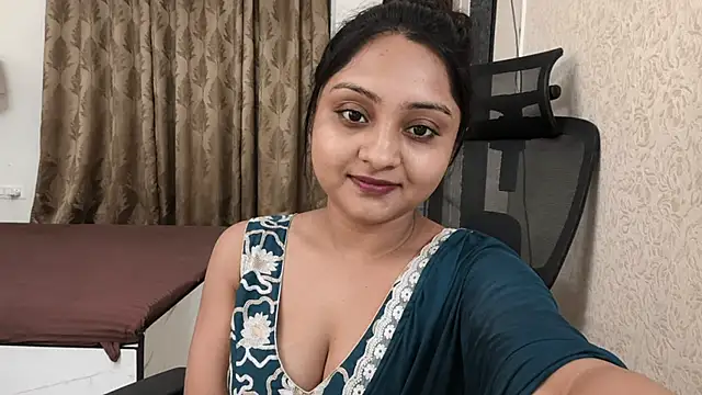 Snapshot of Kanchanf-6 chatting on July 4, 9:21 pm Kanchanf-6 online show from July 4, 9:21 pm