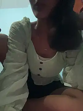 Snapshot of Ex_priya4 chatting on July 4, 2:01 pm Ex priya4 online show from July 4, 2:01 pm