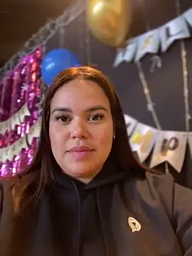 AliceStarshine online show from March 18, 5:53 pm