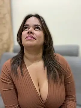 AliceStarshine online show from March 23, 6:58 am