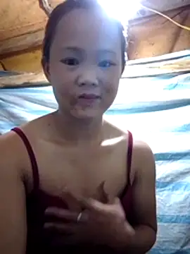 Snapshot of Hanhphuc_x chatting on July 4, 9:43 pm Hanhphuc x online show from July 4, 9:43 pm