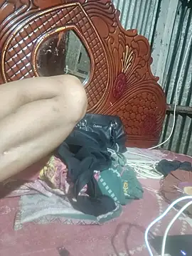 Snapshot of Suha_Mony chatting on July 13, 3:31 am Suha Mony online show from July 13, 3:31 am