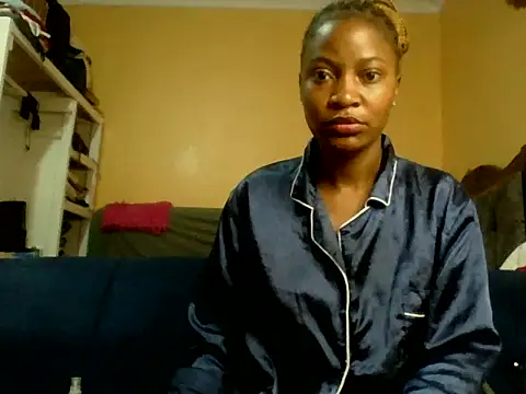 Snapshot of sexybaddie27 chatting on July 11, 4:37 am sexybaddie27 online show from July 11, 4:37 am