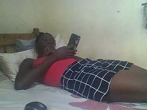 Snapshot of Savage_lily chatting on July 7, 6:05 am Savage lily online show from July 7, 6:05 am