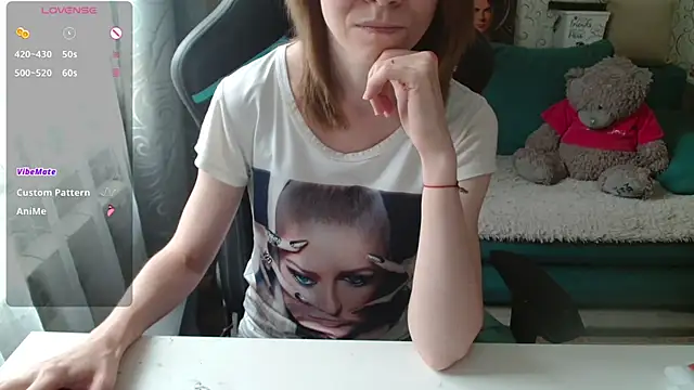   Alisa   online show from July 13, 12:30 pm