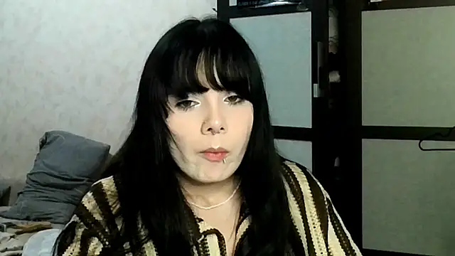 Snapshot of moresunshine chatting on July 12, 5:59 pm moresunshine online show from July 12, 5:59 pm