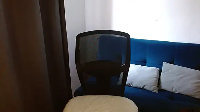 lispetite online show from November 10, 12:26 pm