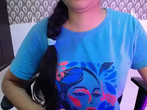 kiaraa 01 online show from July 10, 5:15 pm