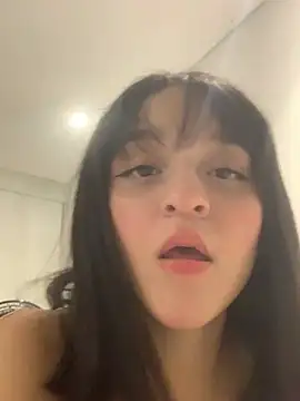 ruemi rose online show from July 11, 3:09 am