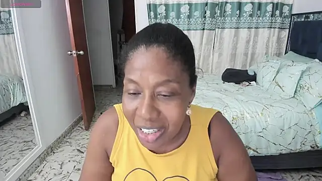 LupeAdams online show from October 28, 2:48 am