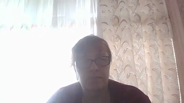 Snapshot of Nastenka01 chatting on July 12, 10:28 am Nastenka01 online show from July 12, 10:28 am