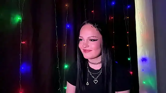 CarmeliaGentelia online show from July 12, 3:14 pm