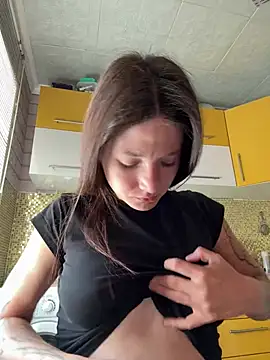 cuty milky online show from July 13, 3:53 am
