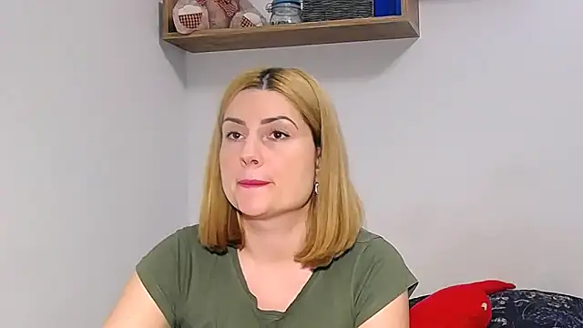 alisenties online show from December 14, 3:06 pm