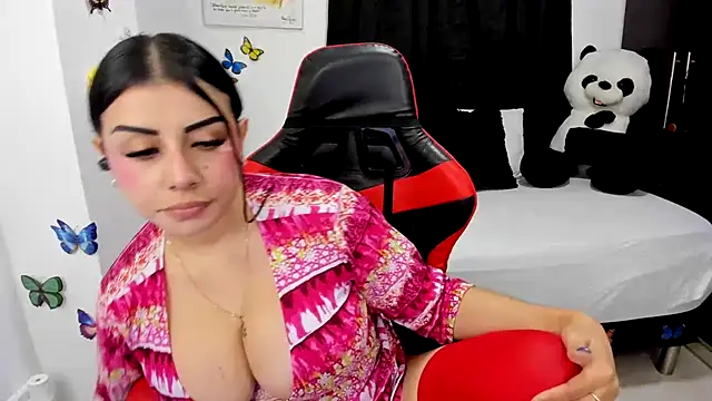 lucy007  online show from October 1, 1:55 am