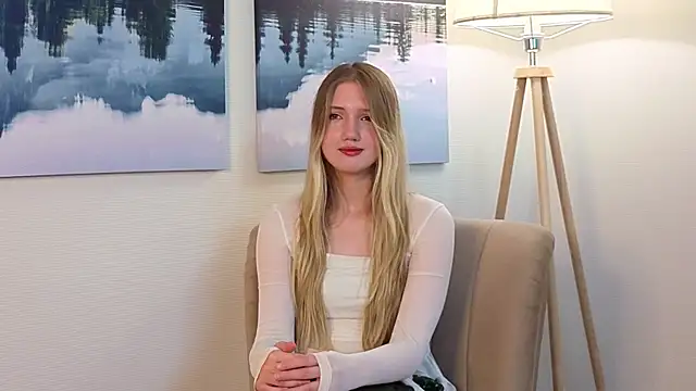 ArielleMabon online show from July 16, 6:41 am