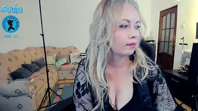 WhitneyLynn online show from January 16, 8:46 pm