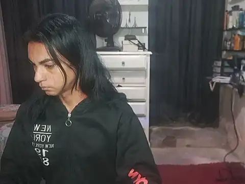 Snapshot of Aryannagutierrez chatting on July 15, 12:49 am Aryannagutierrez online show from July 15, 12:49 am