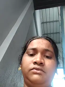 RiyaHot online show from July 16, 1:22 am