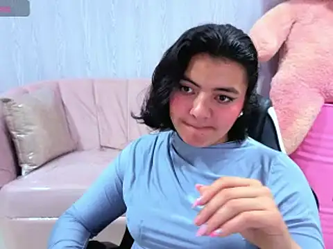 Snapshot of amalia_a chatting on July 24, 12:47 pm amalia a online show from July 24, 12:47 pm