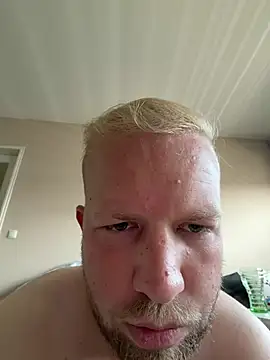 Snapshot of Menonthefckfire1 chatting on July 16, 2:34 pm Menonthefckfire1 online show from July 16, 2:34 pm