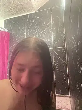 Chloe Moon27 online show from July 30, 9:25 pm